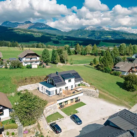 Hoehenweg & Mariapfarr
