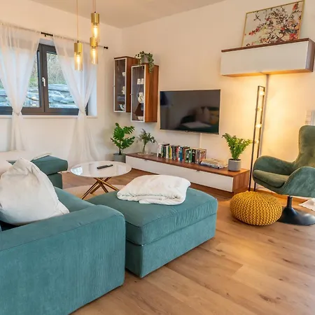 Apartament Hoehenweg & *