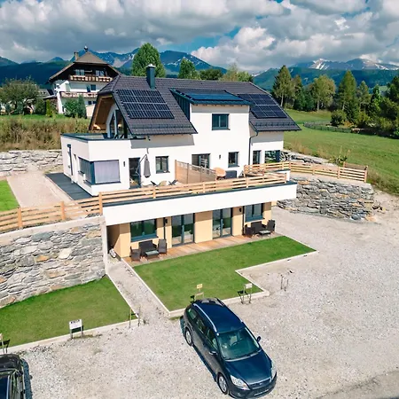 Hoehenweg & Mariapfarr